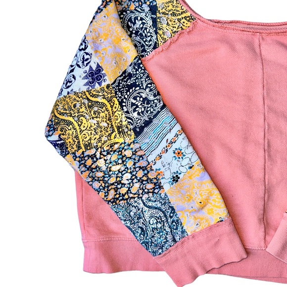 Free People Suns Out Off Shoulder Pullover Patchwork Block Print Sweatshirt XS - Picture 10 of 16